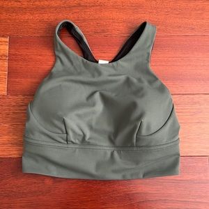 Lululemon Wunder train high neck bra